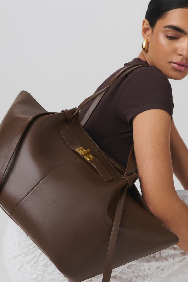 Large Tote Bag With Laptop Compartment And Structured Shape For Everyday Use