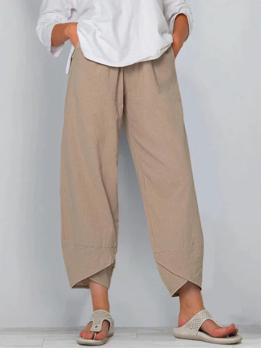 Cropped Trousers with Relaxed Shape and Clean Design for Women