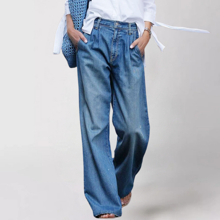 Wide Leg Jeans with High Waist and Relaxed Cut for Women