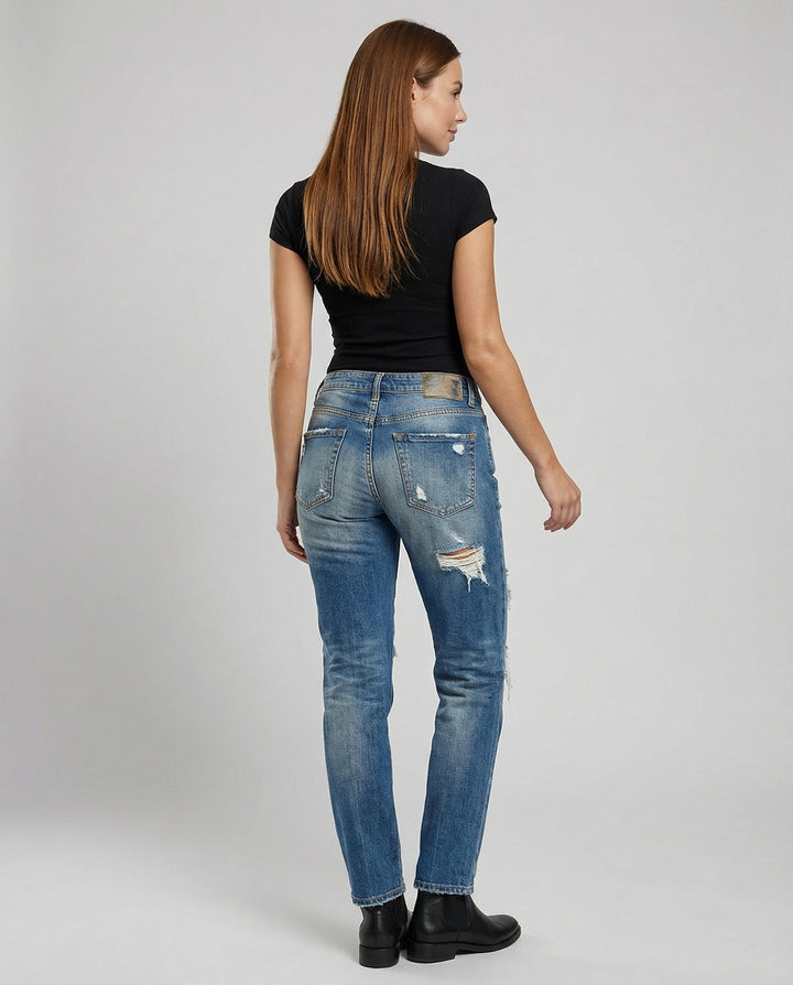 Loose Fit Jeans with Straight Leg and Ankle Length for Women