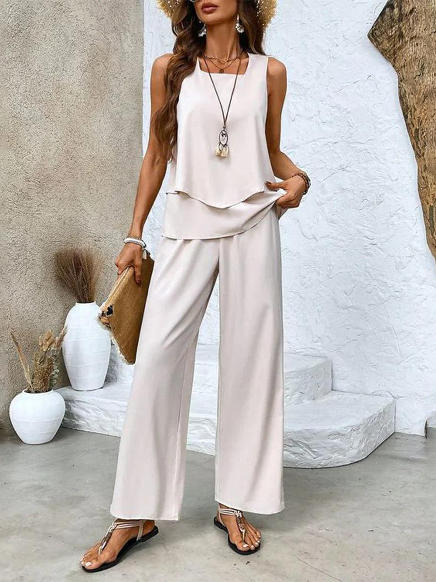 Two -part sleeveless women's top and straight cut pants | Chic 5