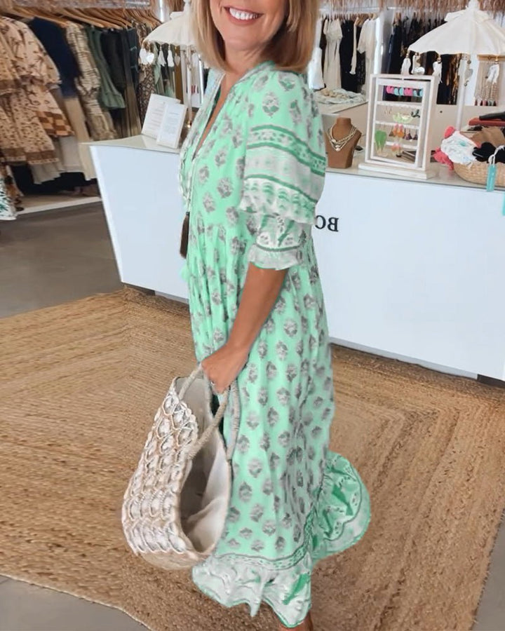 Chic Floral V-Neck Dress Midi