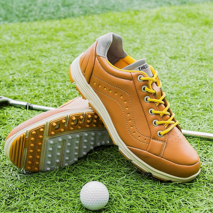 Golf Shoes with Integrated Spikes and Athletic Design for Men