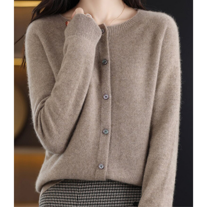 Danielle | Pure merino wool women O-HALS cardigan 9
