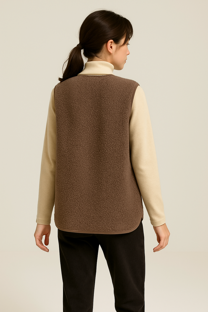 Dione plush vest 5