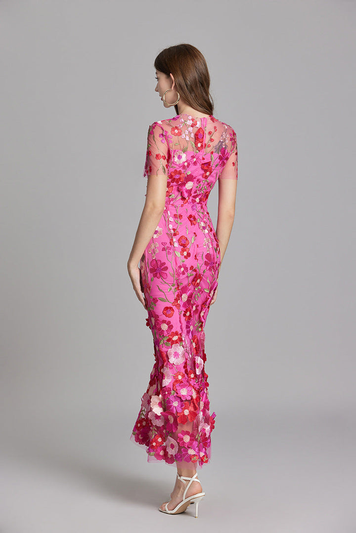 Elegant sleeveless embroidered women's dress | Maxi 5