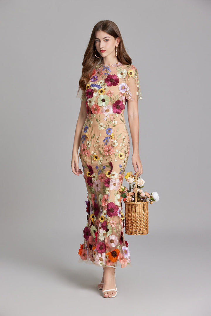 Elegant sleeveless embroidered women's dress | Maxi 8