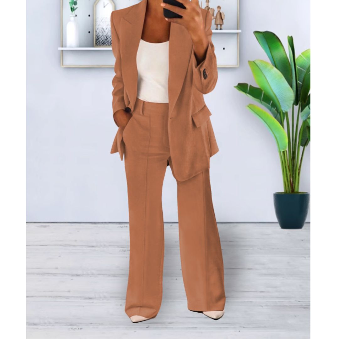 Eliana | Suit for women - flattering fit 6
