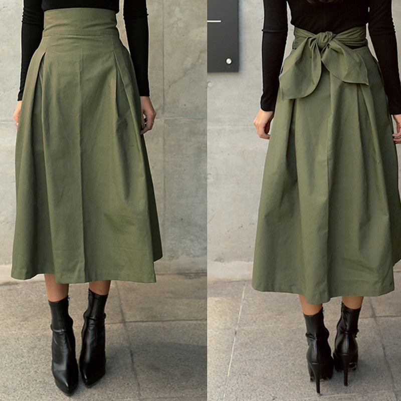 High Waist Midi Skirt with Clean Lines and Flowing Shape for Women