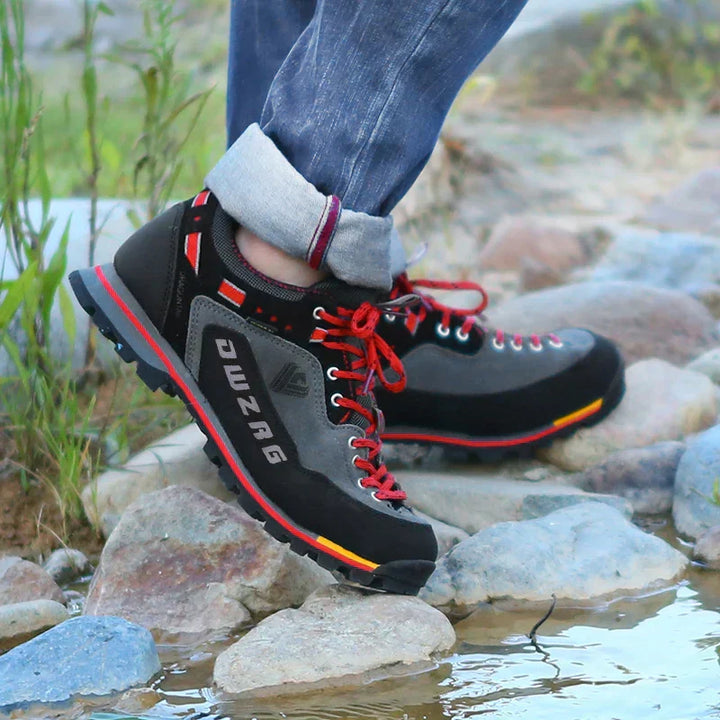 Lace Up Hiking Shoes with Outdoor Design for Men