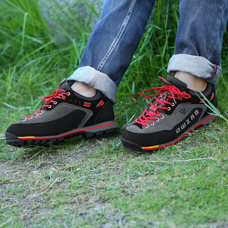 Lace Up Hiking Shoes with Outdoor Design for Men