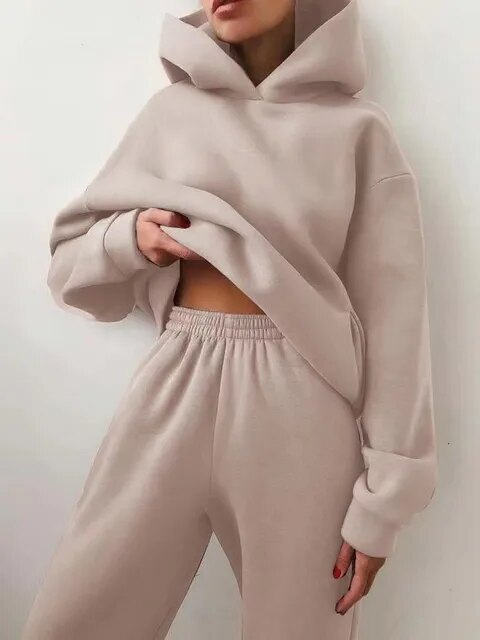 Hood sweater and jogging pants set for women 11