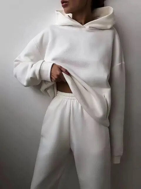 Hood sweater and jogging pants set for women 12