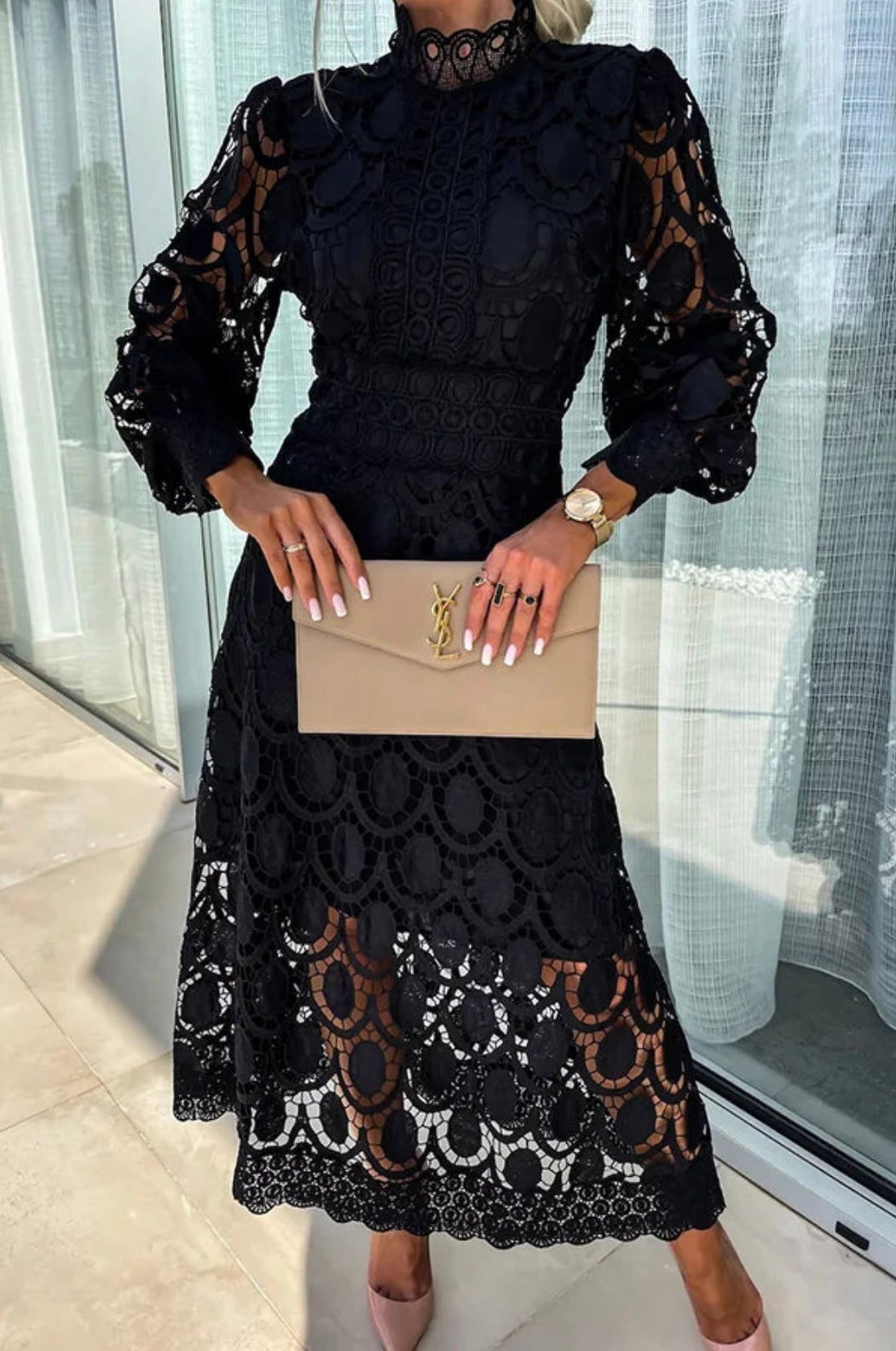 Women's Refined Lace Midi Dress