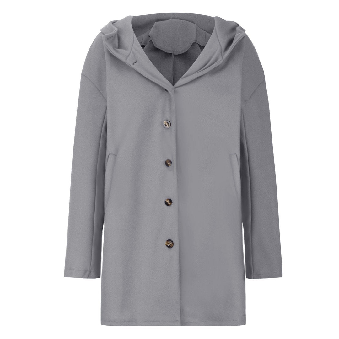 Jackets in a comfortable winter style for women with buttons and bags 4
