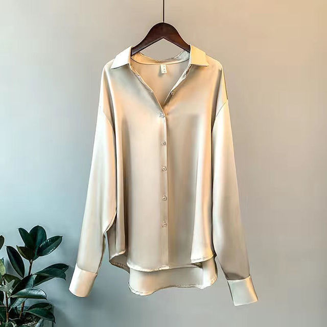 Jenny | Elegant loose satin blouse for ladies 0