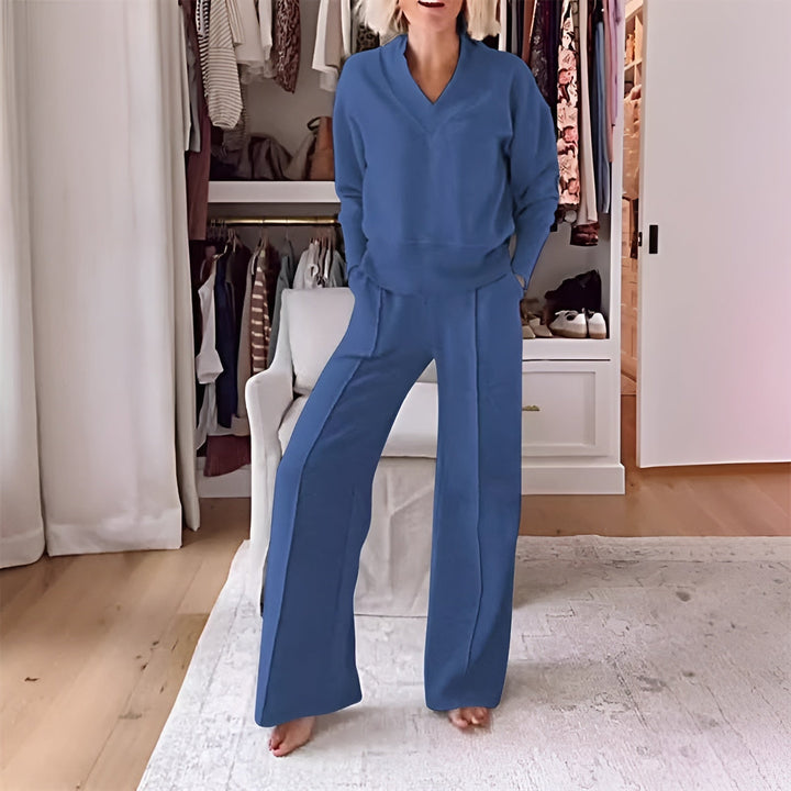 Julia | 2-piece women's tracksuit set 6