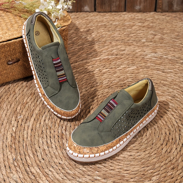 Orthopedic slip shoes for women | Comfortable 3