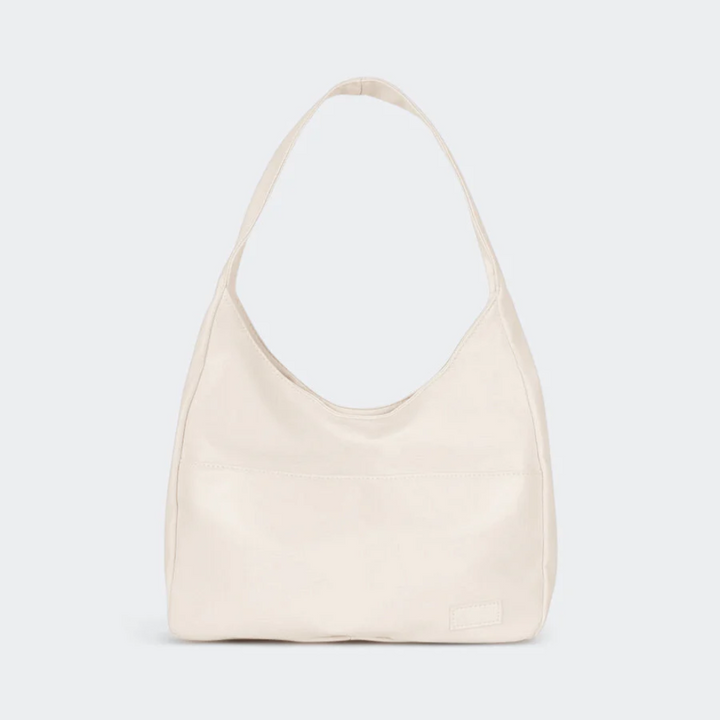 Pocket made of vegan leather for women 2