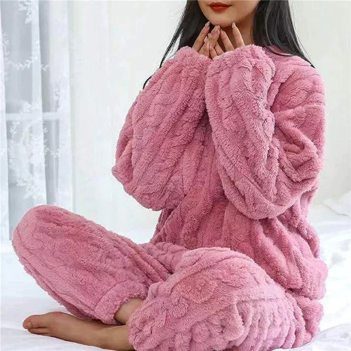 Pyjama set made of flannel for women-cozy and stylish for home 5