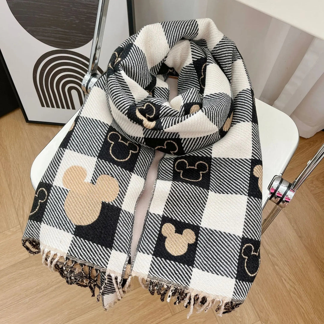 Schal for women with a sweet cartoon mickey motif, soft and warm 2