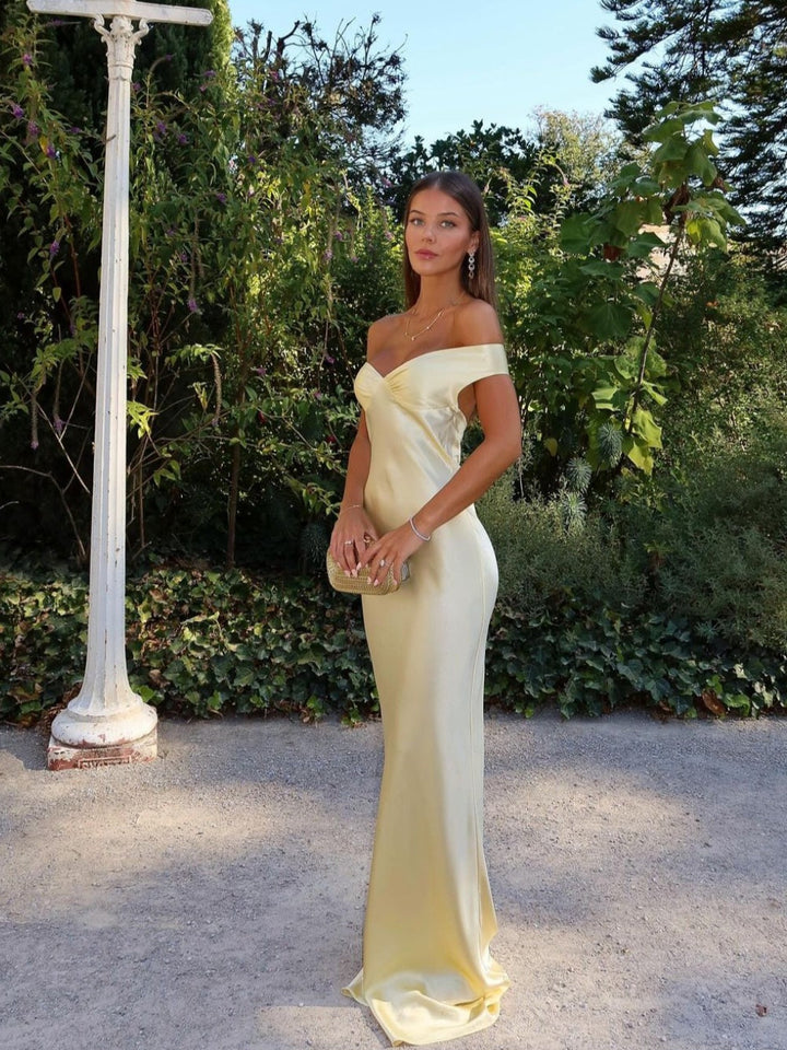 Women's Off-Shoulder Lace Wedding Maxi Dress