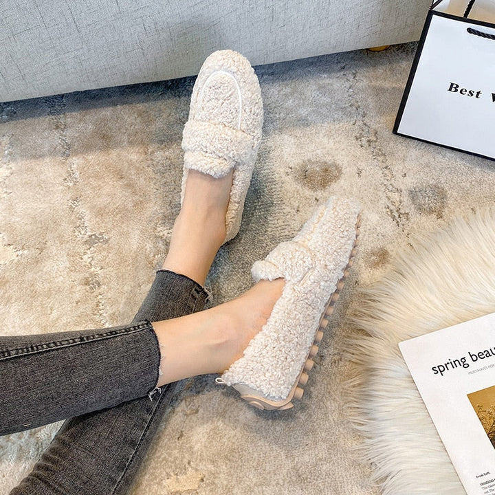 Shoes slippers for comfort and relaxation at home 0