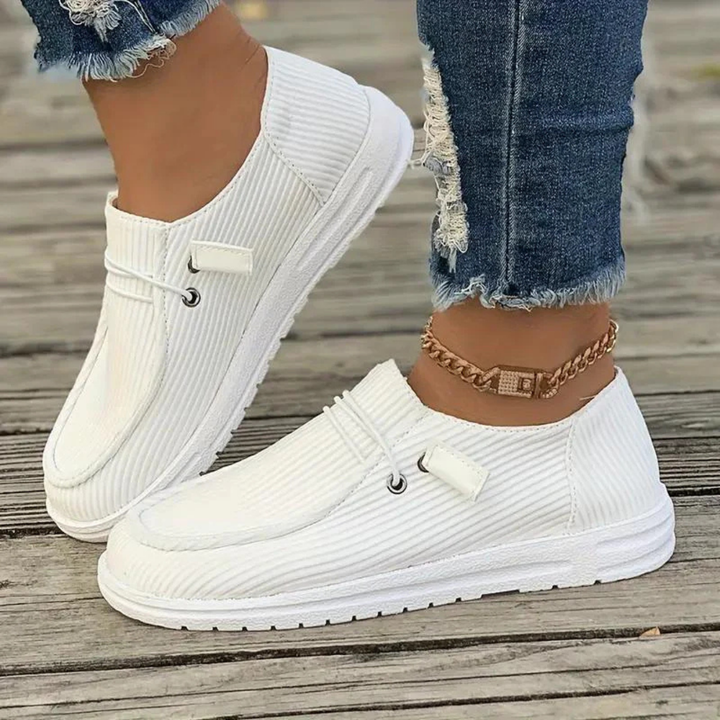 Slide shoes for summer for women | Flat 1