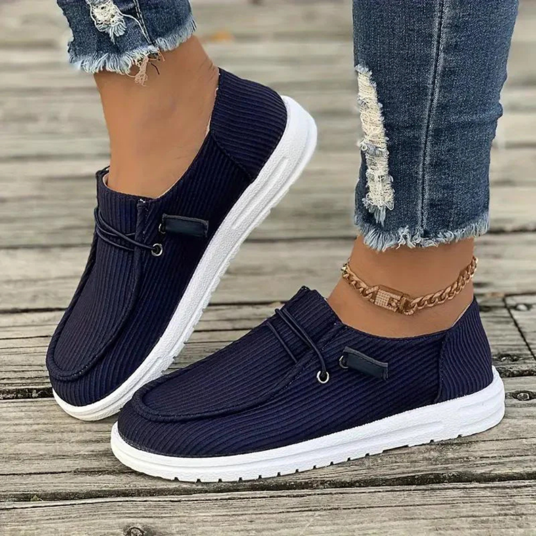 Slide shoes for summer for women | Flat 4