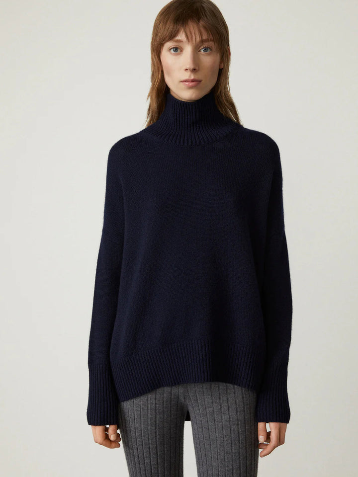 Sweater made of luxurious cashmere mix with turtlenecks 0