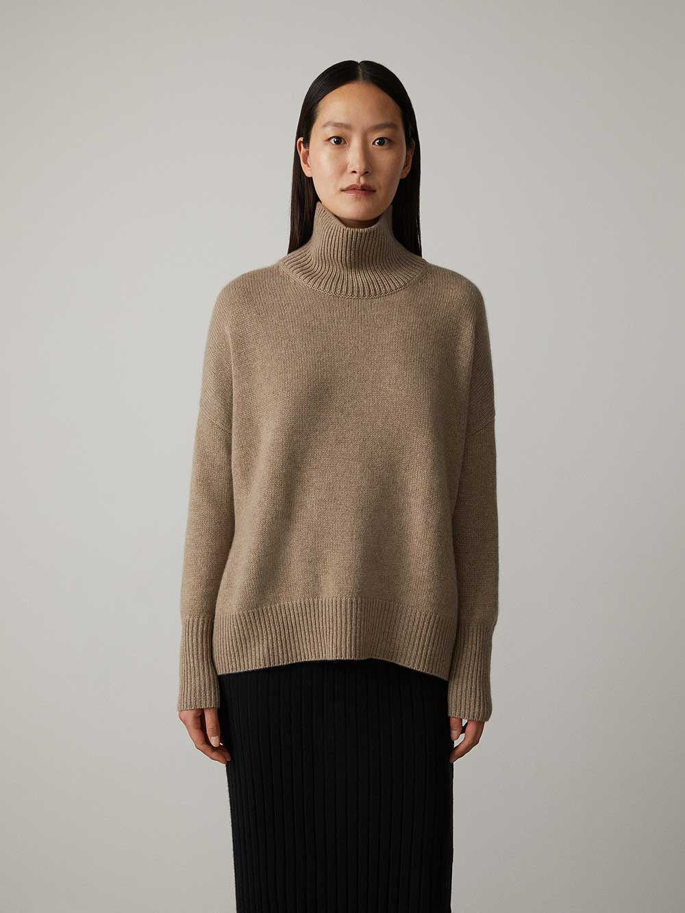 Sweater made of luxurious cashmere mix with turtlenecks 1