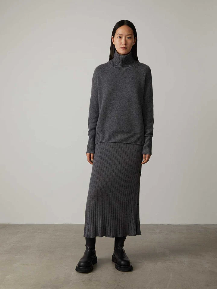 Sweater made of luxurious cashmere mix with turtlenecks 4