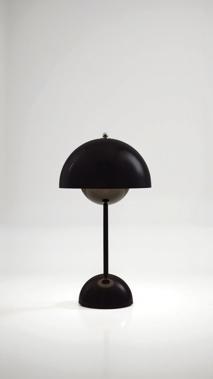 Veluce wireless table lamp 3