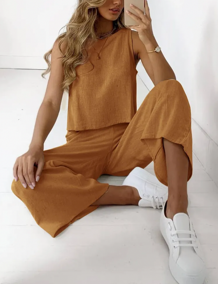 Two -part set from the top and casual trousers for women | Summer 8