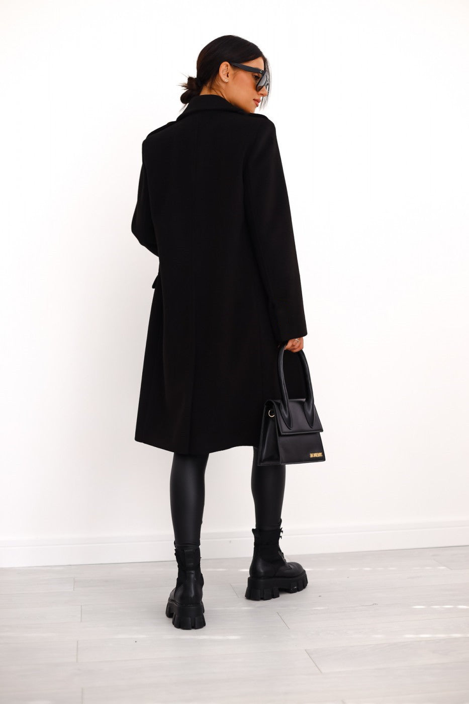Two -row coat for women 1