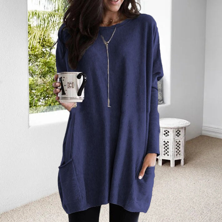 Women's sweater with bags 1