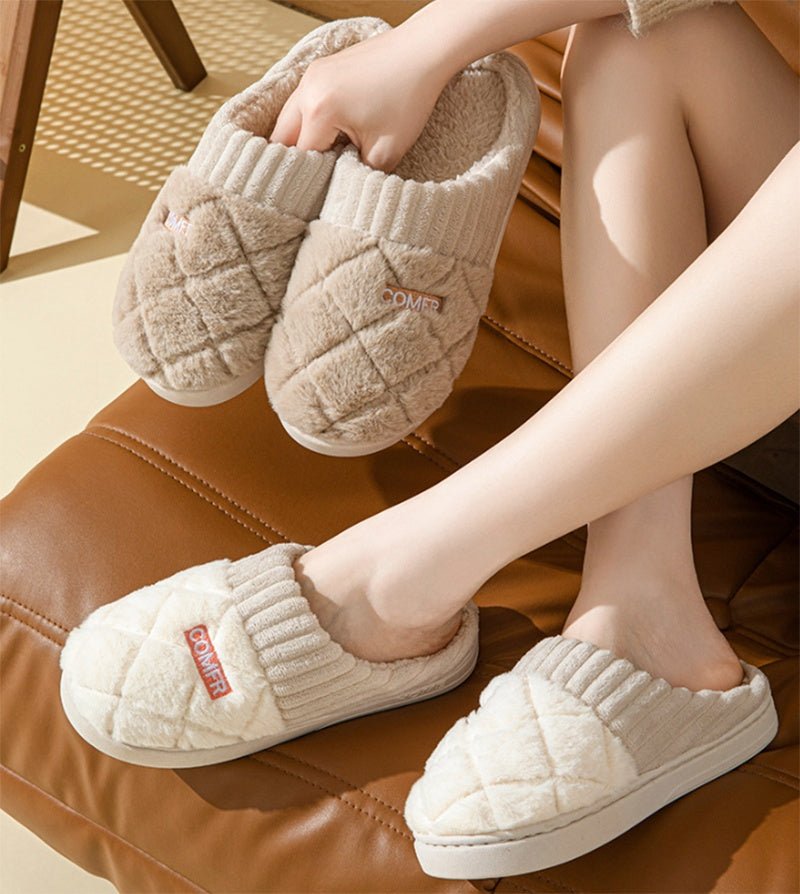 Winter Slipper Shoes with Enclosed Design and Textured Sole for Women