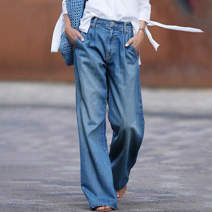 Wide Leg Jeans with High Waist and Relaxed Cut for Women