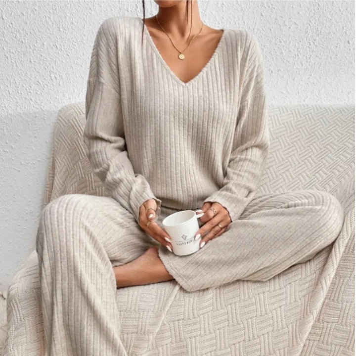 Evangeline two-part lounge set 2