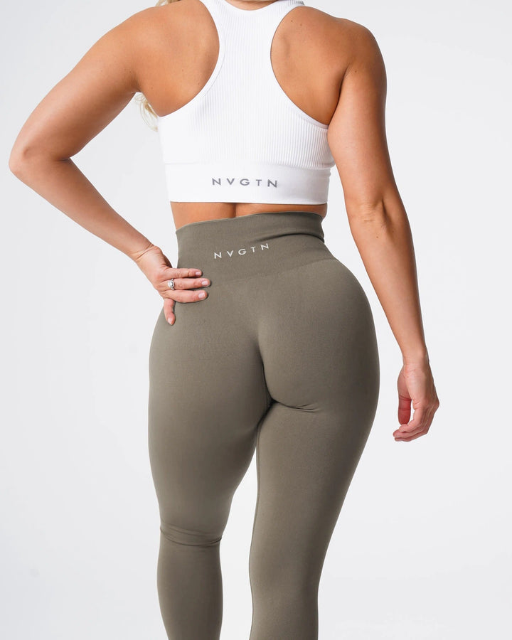 Sport Leggings with Clean Silhouette and Full Length Design for Women